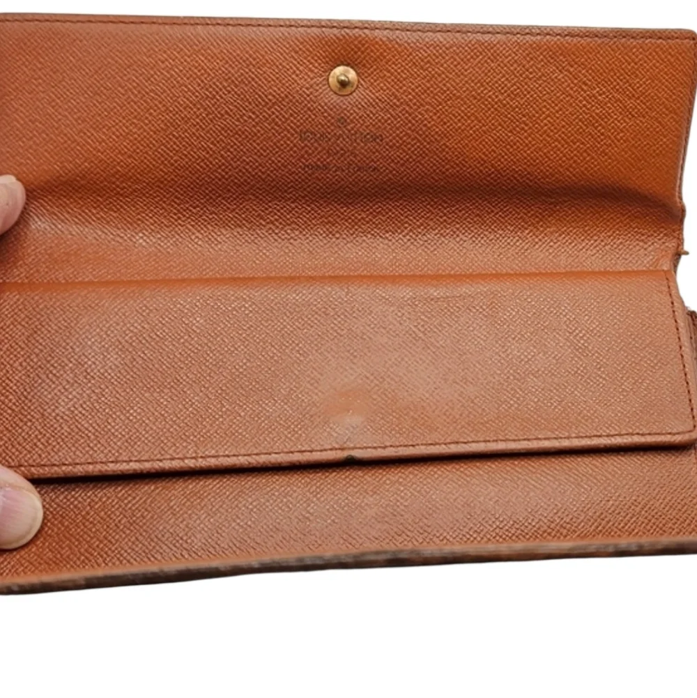 Louis Vuitton Monogram Sarah Wallet